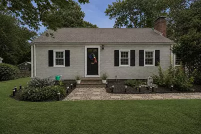 25 Moynihan, Hamilton, MA 01982 - Photo 1
