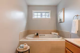 432 Boxwood Ln, Clinton, MA 01510 - Photo 17