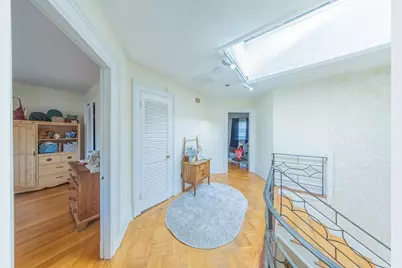 1712 Beacon St #2, Brookline, MA 02446 - Photo 9