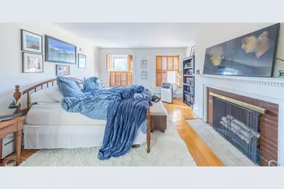 1712 Beacon St #2, Brookline, MA 02446 - Photo 11