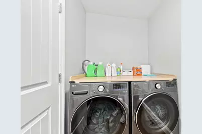 60 Avery St, New Bedford, MA 02745 - Photo 29