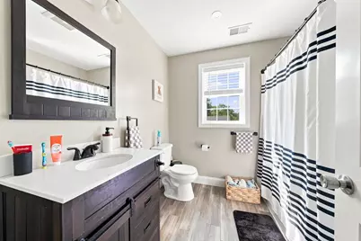60 Avery St, New Bedford, MA 02745 - Photo 35