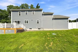 60 Avery St, New Bedford, MA 02745 - Photo 3