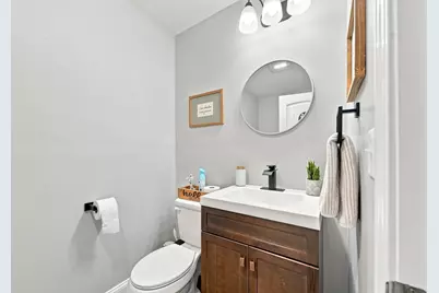 60 Avery St, New Bedford, MA 02745 - Photo 21