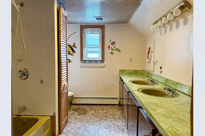 83 Bellingham Ave, Revere, MA 02151 - Photo 9