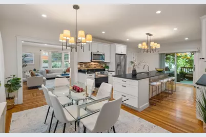133 Wolcott Road, Brookline, MA 02467 - Photo 5