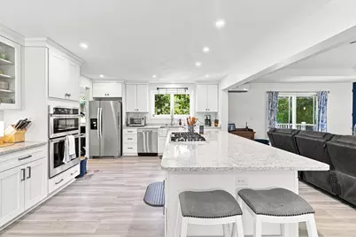 36 Main Ave, Wareham, MA 02538 - Photo 7