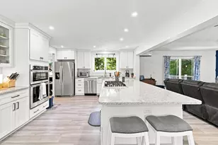 36 Main Ave, Wareham, MA 02538 - Photo 7