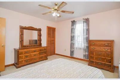 38 Pleasant St, Ware, MA 01082 - Photo 29