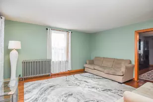 38 Pleasant St, Ware, MA 01082 - Photo 13