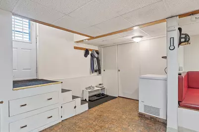 22 Lancaster Ave, Revere, MA 02151 - Photo 29