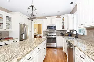 32 Sewall St, Shrewsbury, MA 01545 - Photo 7
