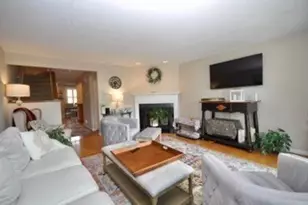 13 Boatswains Wy, Chelsea, MA 02150 - Photo 9