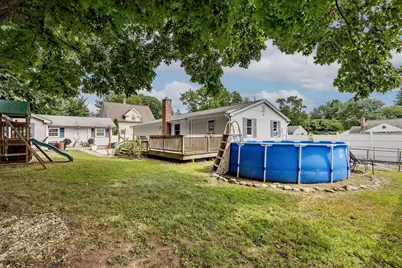 80 Quartus St, Chicopee, MA 01013 - Photo 17