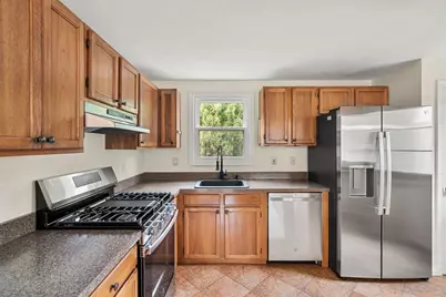 58 Cinnamon Circle, Tewksbury, MA 01876 - Photo 5