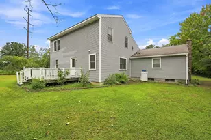 45 Campbell Dr, Easthampton, MA 01027 - Photo 5