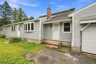 45 Campbell Dr, Easthampton, MA 01027 - Photo 3