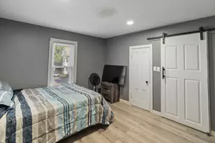 13 Cook St, Holyoke, MA 01040 - Photo 17