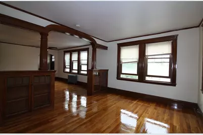 24 Edgecliff Rd #24, Watertown, MA 02472 - Photo 3