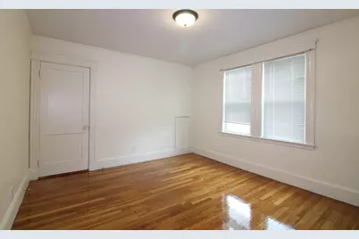 24 Edgecliff Rd #24, Watertown, MA 02472 - Photo 7