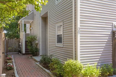 38 Warwick St #38, Somerville, MA 02145 - Photo 25