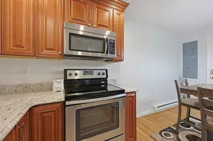 1185 Adams St, Boston, MA 02124 - Photo 5