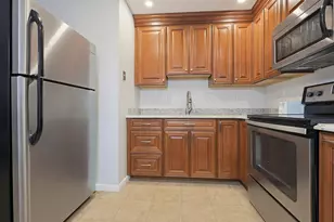 1185 Adams St, Boston, MA 02124 - Photo 3
