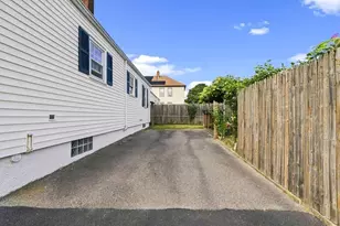 5 Brewster St, New Bedford, MA 02745 - Photo 25