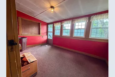 1386 Pleasant St, Athol, MA 01331 - Photo 13