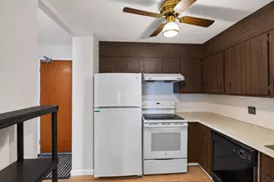 100 Grandview Ave, Quincy, MA 02170 - Photo 15