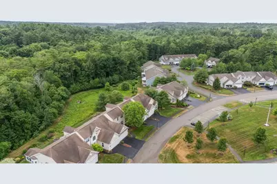 31 Stonebridge Dr #31, Hanson, MA 02341 - Photo 37