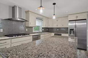 270 Moreland St, Worcester, MA 01609 - Photo 9