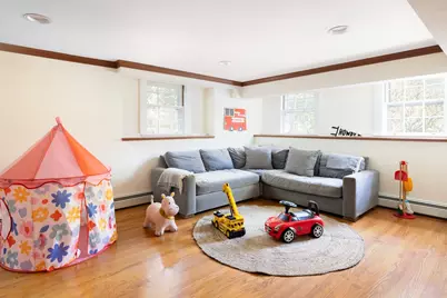 401 Heath Street, Brookline, MA 02467 - Photo 23
