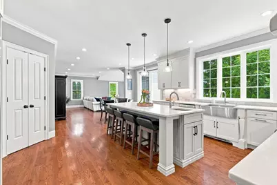 55 Rockwood Ln, Needham, MA 02492 - Photo 7