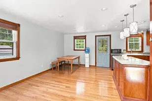 30 Parsons Hill Dr, Worcester, MA 01603 - Photo 9