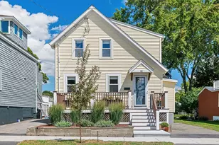 32 Crescent Ave, Beverly, MA 01915 - Photo 1