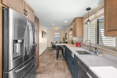 32 Crescent Ave, Beverly, MA 01915 - Photo 21