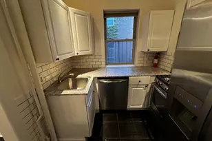 31 Queensberry St, Boston, MA 02215 - Photo 3