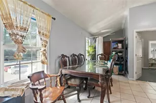 74 Chestnut St, Chelsea, MA 02150 - Photo 17