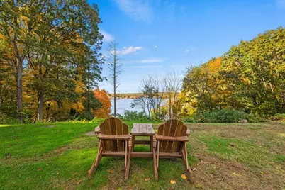131 Creek St #5, Wrentham, MA 02093 - Photo 5