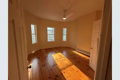 21 Clare #21, Lowell, MA 01854 - Photo 3
