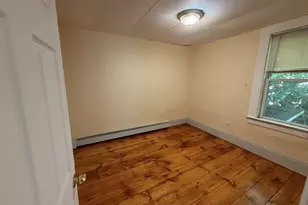 21 Clare, Lowell, MA 01854 - Photo 11
