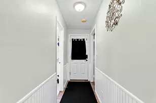 12 Waverly St, Taunton, MA 02780 - Photo 15