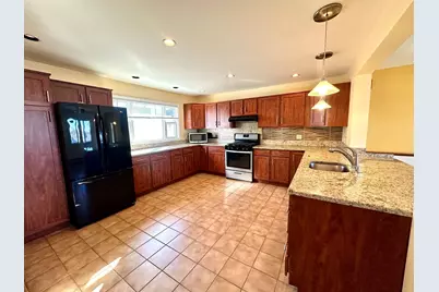 86 Palfrey Rd #86, Belmont, MA 02478 - Photo 3