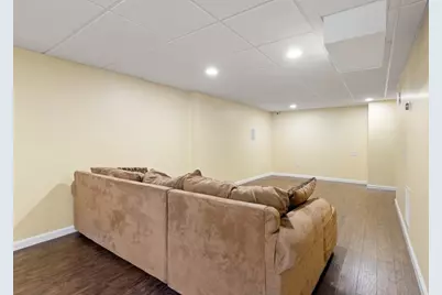 5 Green Meadow Dr, Lynnfield, MA 01940 - Photo 35