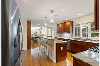5 Green Meadow Dr, Lynnfield, MA 01940 - Photo 11