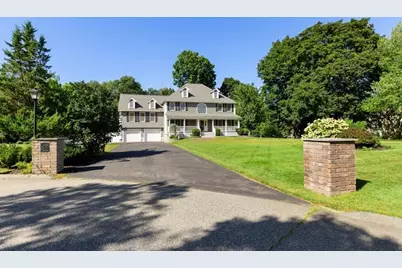 5 Green Meadow Dr, Lynnfield, MA 01940 - Photo 3