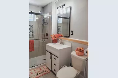 25 Kimberly Ave, Springfield, MA 01108 - Photo 21