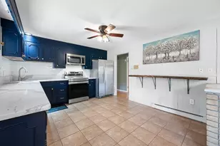 36 Roman Dr, Shrewsbury, MA 01545 - Photo 7