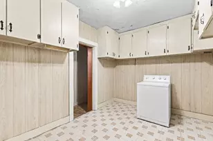 257 Austin St, New Bedford, MA 02740 - Photo 9